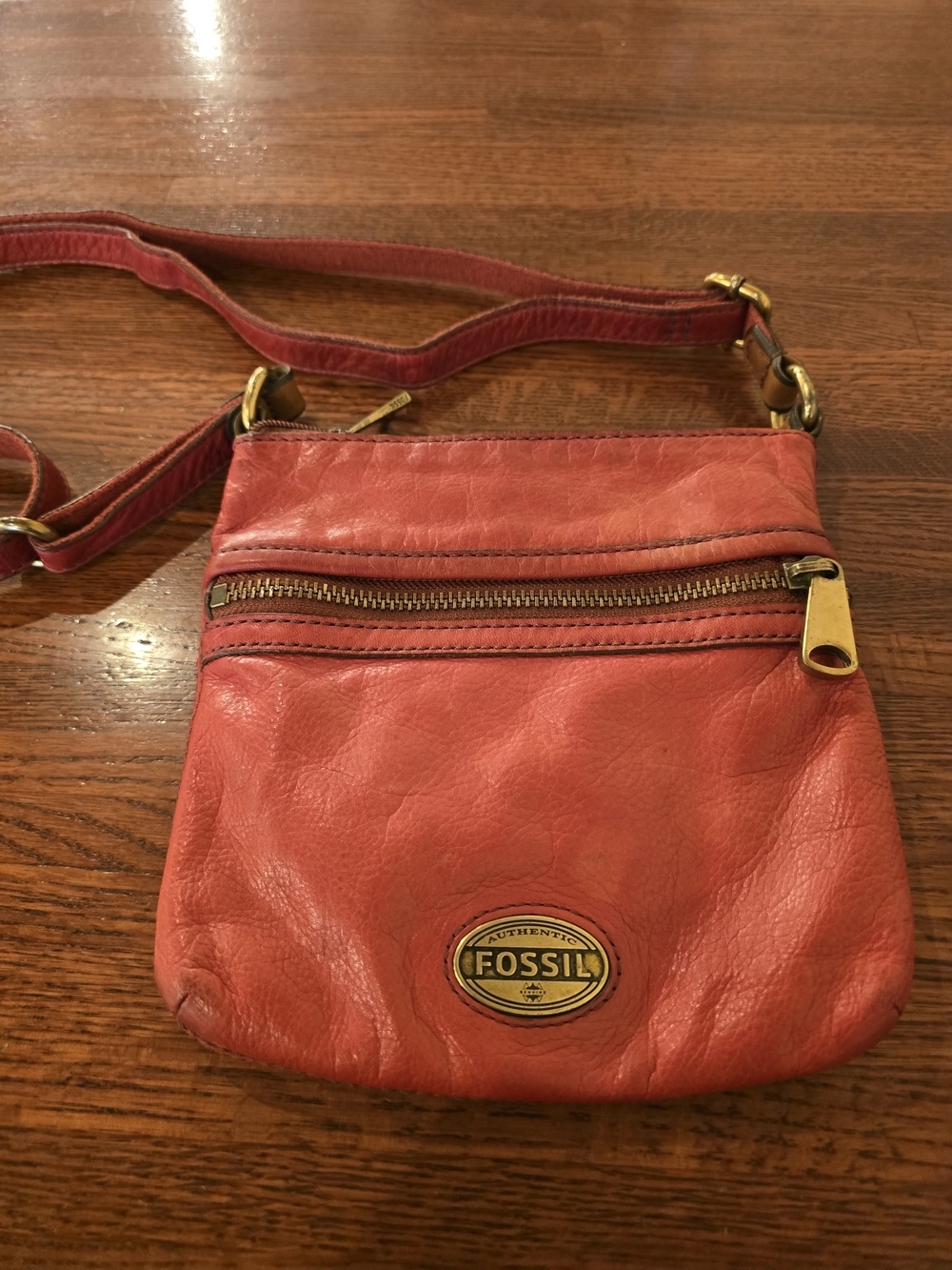 Fossil Red Leather Crossbody Bag Small Zip Purse Vintage Distressed Brass